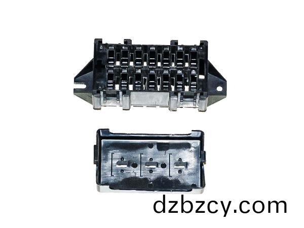 保(bao)險絲(si)盒(he)應用